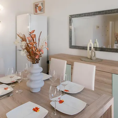 Welcs 235 Emp Con Terraza Daire *